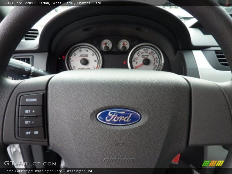 White Suede / Charcoal Black 2011 Ford Focus SE Sedan