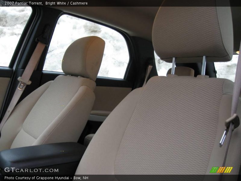 Bright White / Cashmere 2007 Pontiac Torrent