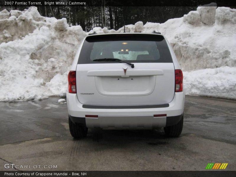 Bright White / Cashmere 2007 Pontiac Torrent