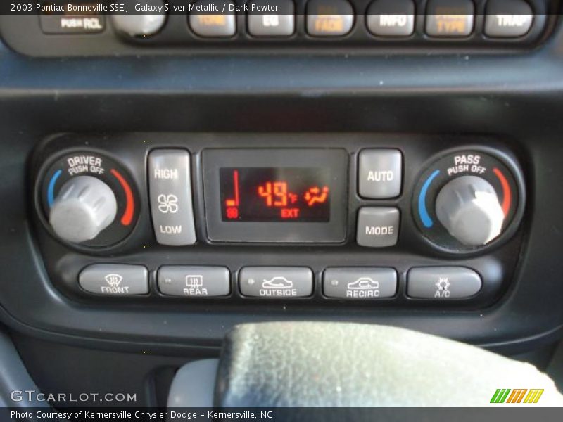 Galaxy Silver Metallic / Dark Pewter 2003 Pontiac Bonneville SSEi