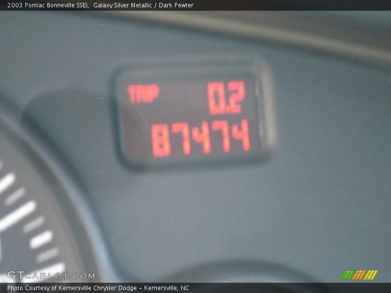 Galaxy Silver Metallic / Dark Pewter 2003 Pontiac Bonneville SSEi