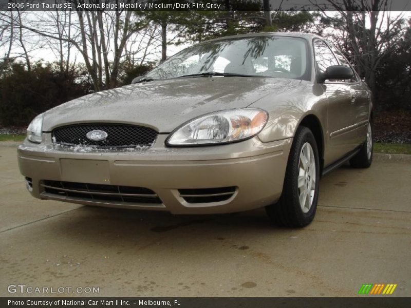 Arizona Beige Metallic / Medium/Dark Flint Grey 2006 Ford Taurus SE