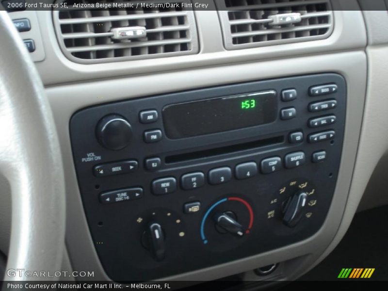 Arizona Beige Metallic / Medium/Dark Flint Grey 2006 Ford Taurus SE