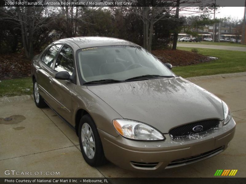 Arizona Beige Metallic / Medium/Dark Flint Grey 2006 Ford Taurus SE