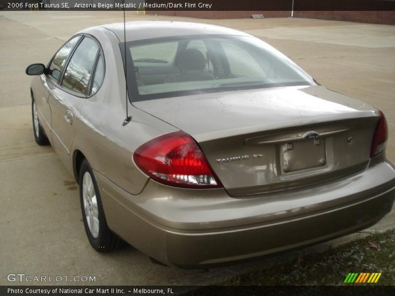 Arizona Beige Metallic / Medium/Dark Flint Grey 2006 Ford Taurus SE