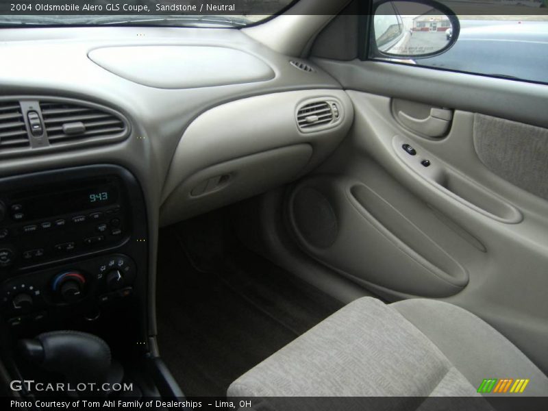 Sandstone / Neutral 2004 Oldsmobile Alero GLS Coupe