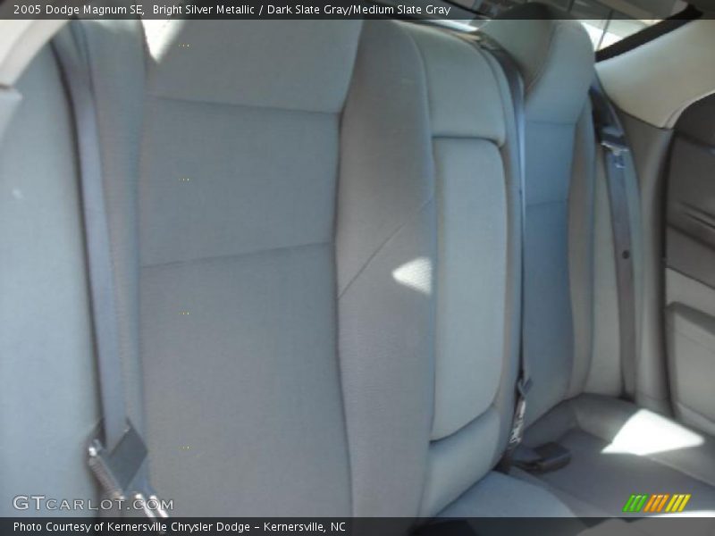 Bright Silver Metallic / Dark Slate Gray/Medium Slate Gray 2005 Dodge Magnum SE