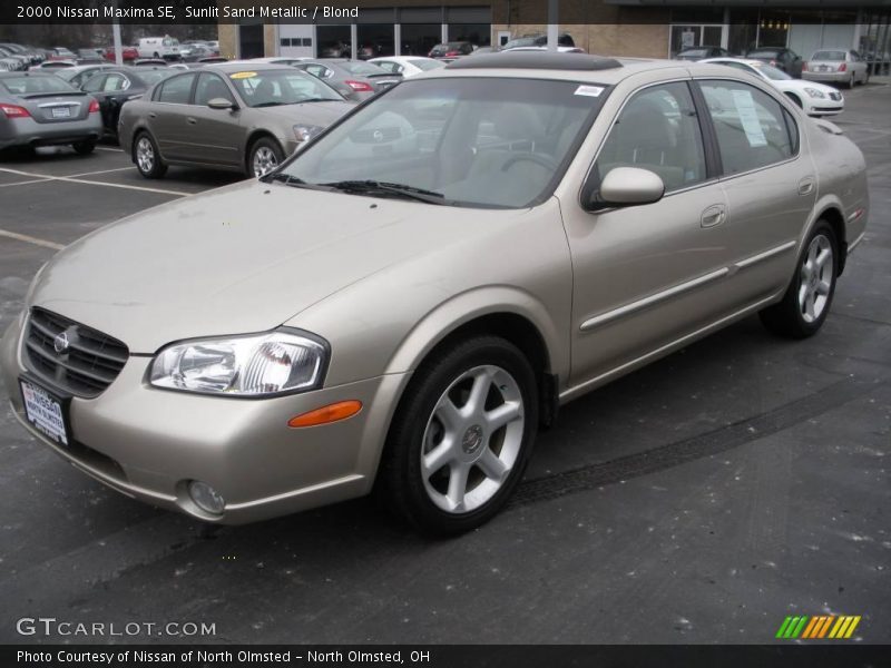 Sunlit Sand Metallic / Blond 2000 Nissan Maxima SE