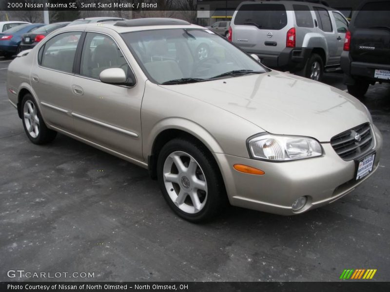 Sunlit Sand Metallic / Blond 2000 Nissan Maxima SE