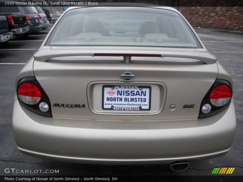 Sunlit Sand Metallic / Blond 2000 Nissan Maxima SE