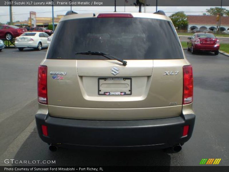 Prairie Gold Metallic / Beige 2007 Suzuki XL7 Luxury AWD