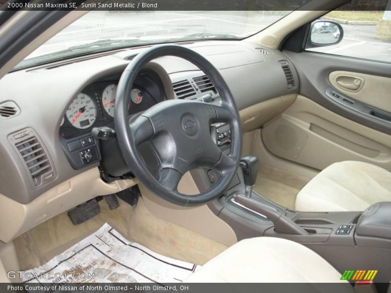 Sunlit Sand Metallic / Blond 2000 Nissan Maxima SE