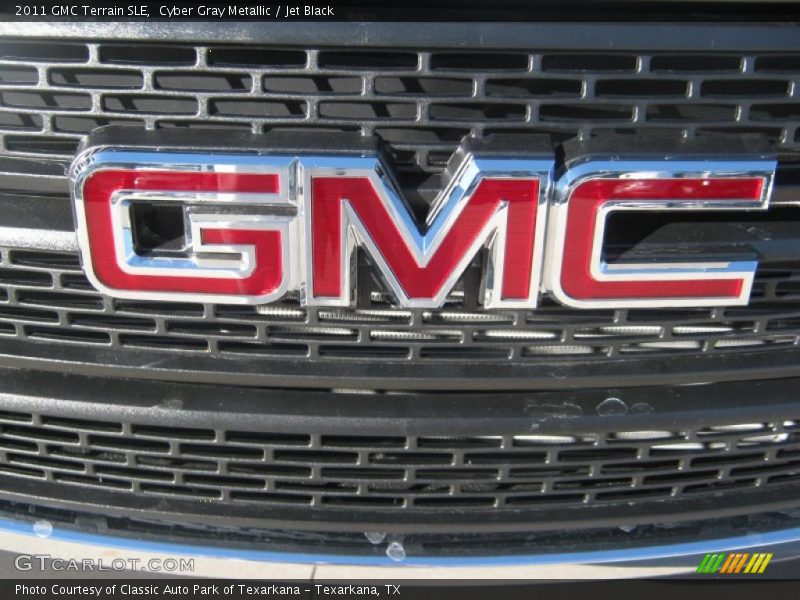 Cyber Gray Metallic / Jet Black 2011 GMC Terrain SLE