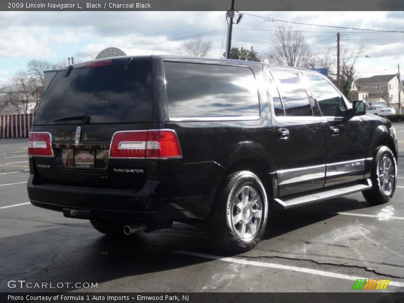 Black / Charcoal Black 2009 Lincoln Navigator L