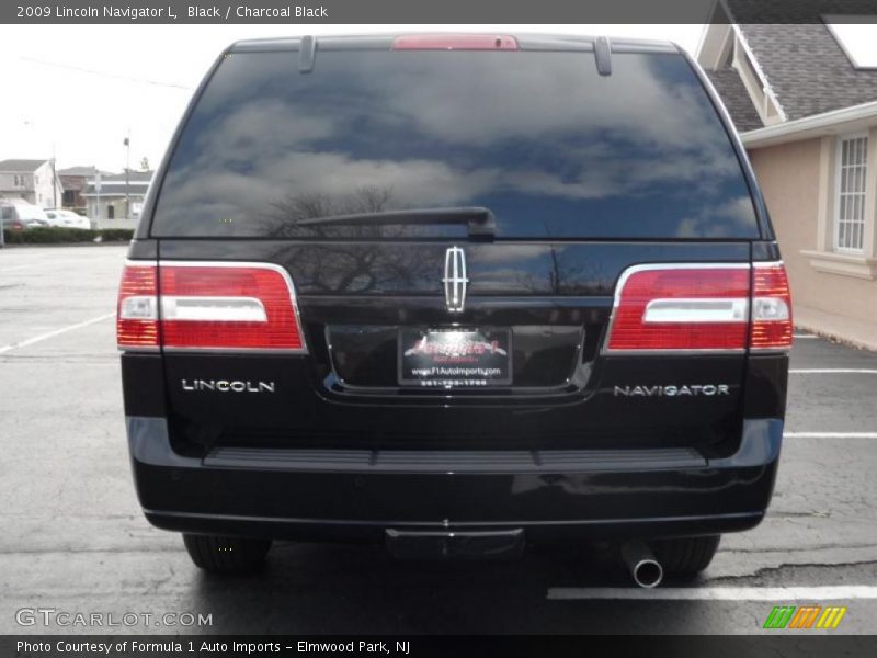 Black / Charcoal Black 2009 Lincoln Navigator L