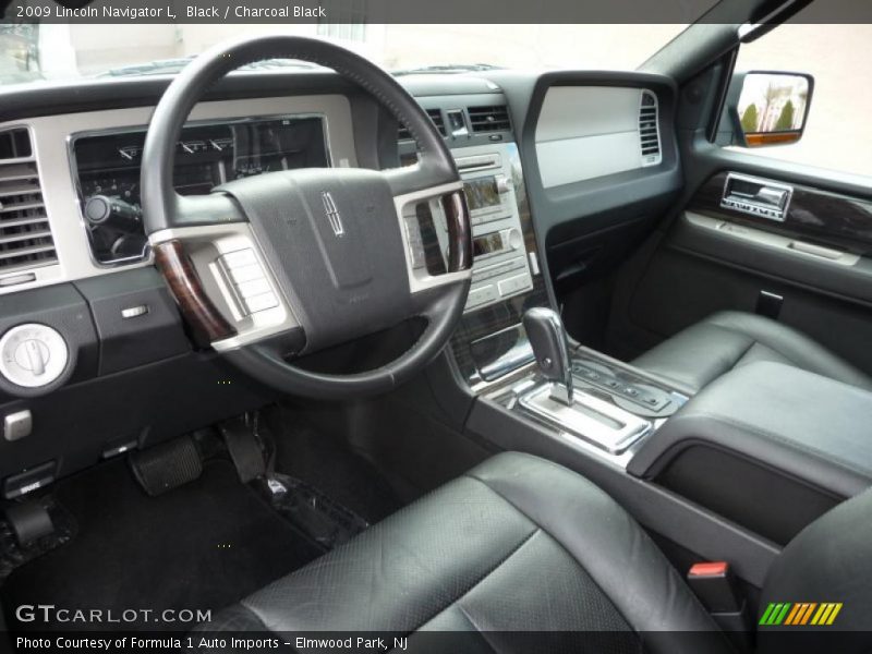 Black / Charcoal Black 2009 Lincoln Navigator L