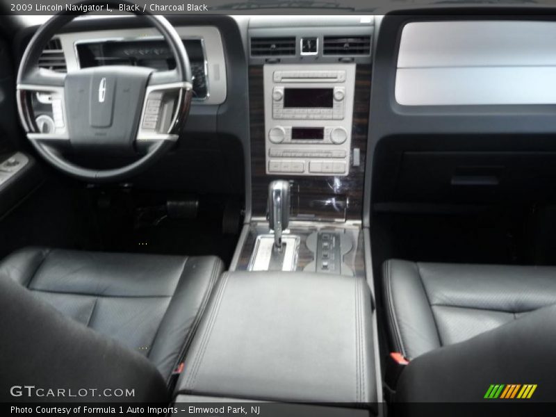 Black / Charcoal Black 2009 Lincoln Navigator L