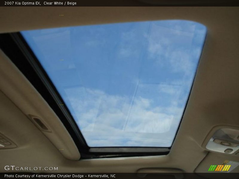 Clear White / Beige 2007 Kia Optima EX