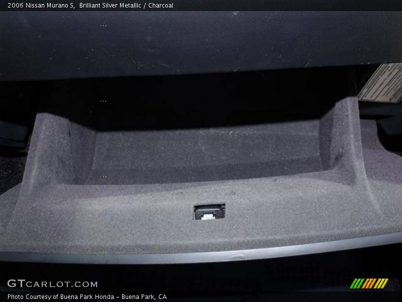 Brilliant Silver Metallic / Charcoal 2006 Nissan Murano S