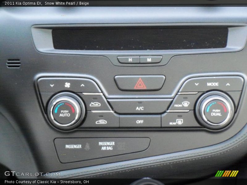 Controls of 2011 Optima EX