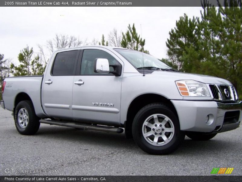 Front 3/4 View of 2005 Titan LE Crew Cab 4x4