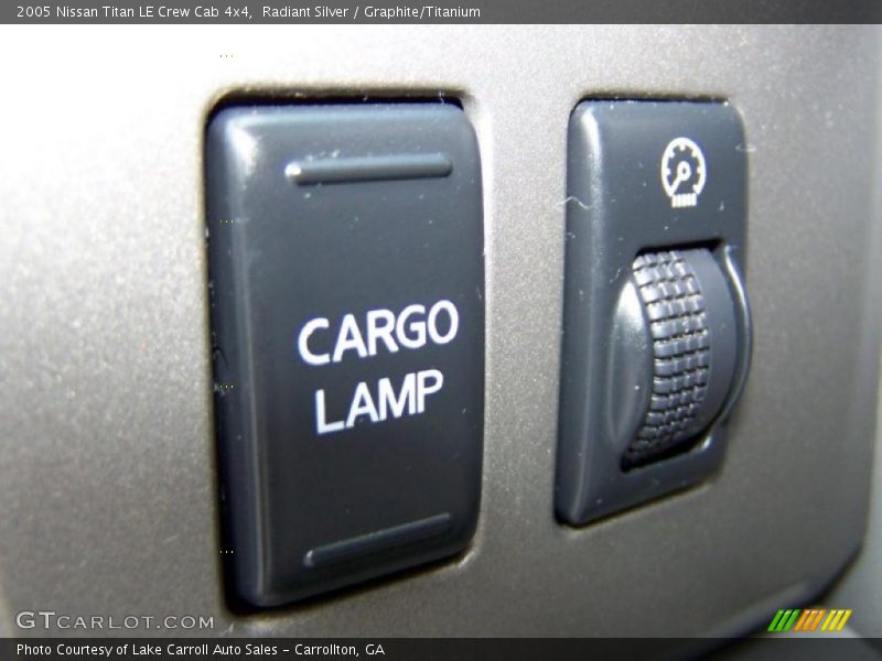 Radiant Silver / Graphite/Titanium 2005 Nissan Titan LE Crew Cab 4x4