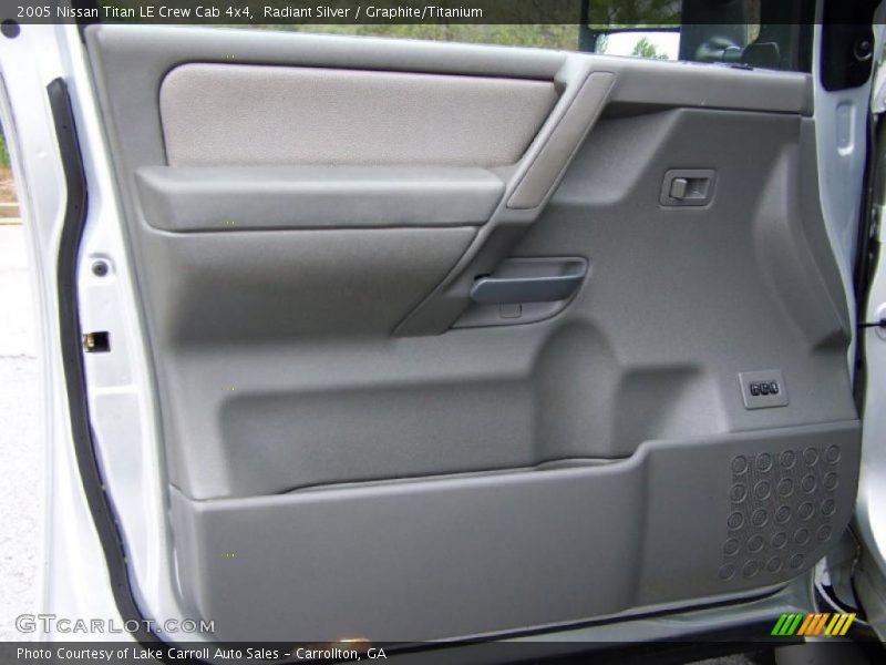 Door Panel of 2005 Titan LE Crew Cab 4x4