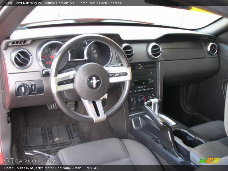 Dark Charcoal Interior - 2006 Mustang V6 Deluxe Convertible 