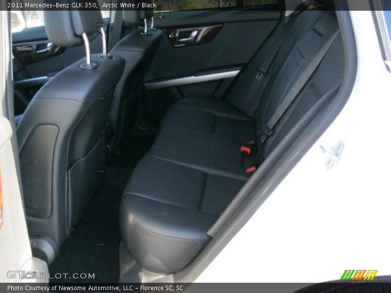 Arctic White / Black 2011 Mercedes-Benz GLK 350