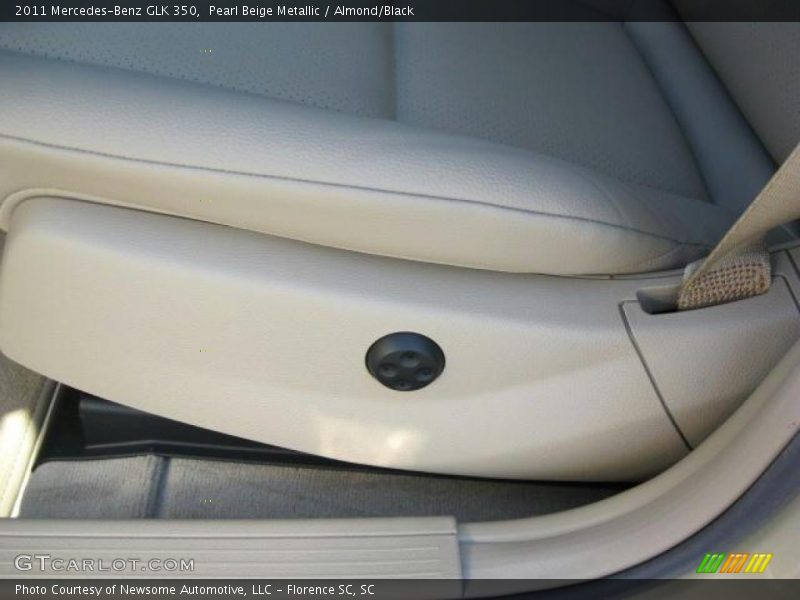 Pearl Beige Metallic / Almond/Black 2011 Mercedes-Benz GLK 350