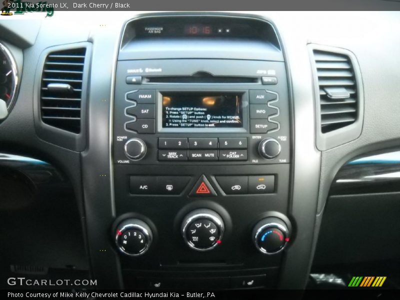 Dark Cherry / Black 2011 Kia Sorento LX