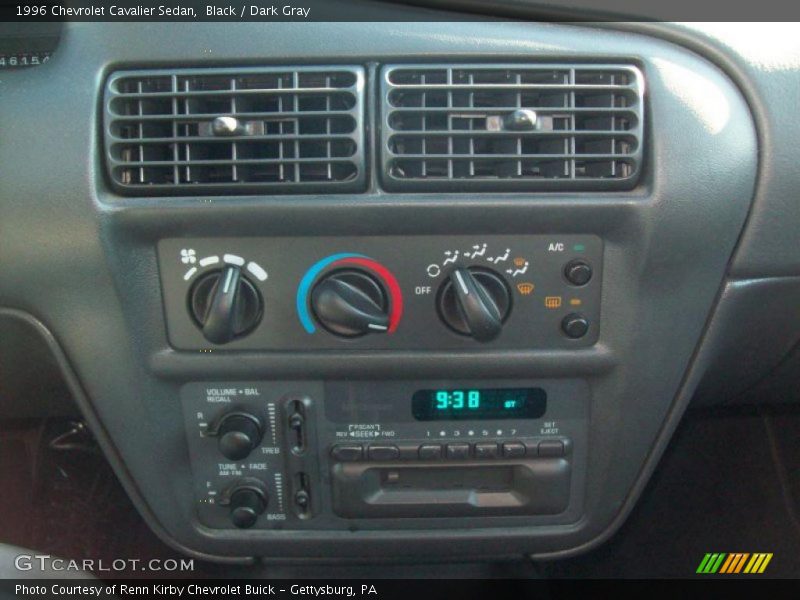 Controls of 1996 Cavalier Sedan
