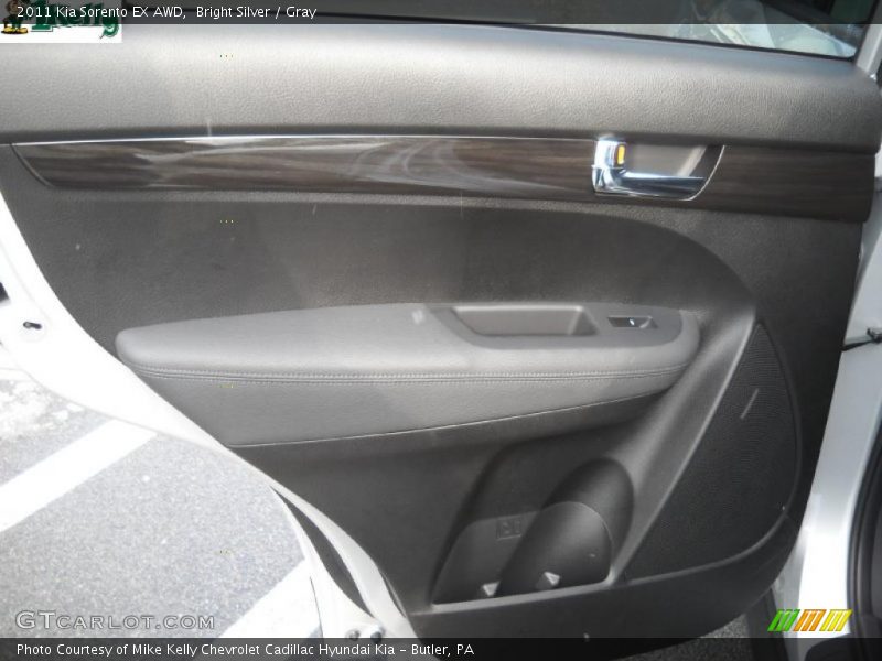 Bright Silver / Gray 2011 Kia Sorento EX AWD