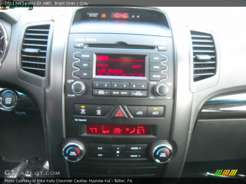 Bright Silver / Gray 2011 Kia Sorento EX AWD