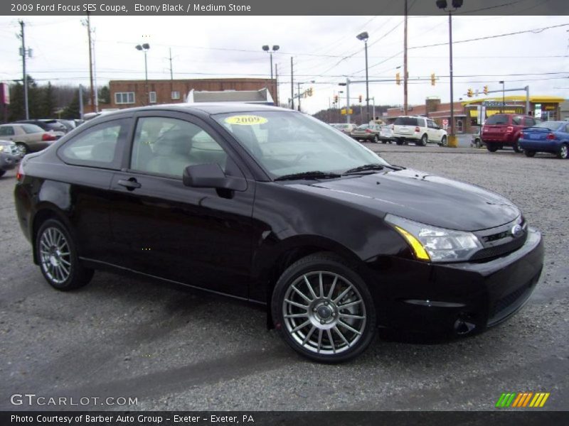 Front 3/4 View of 2009 Focus SES Coupe