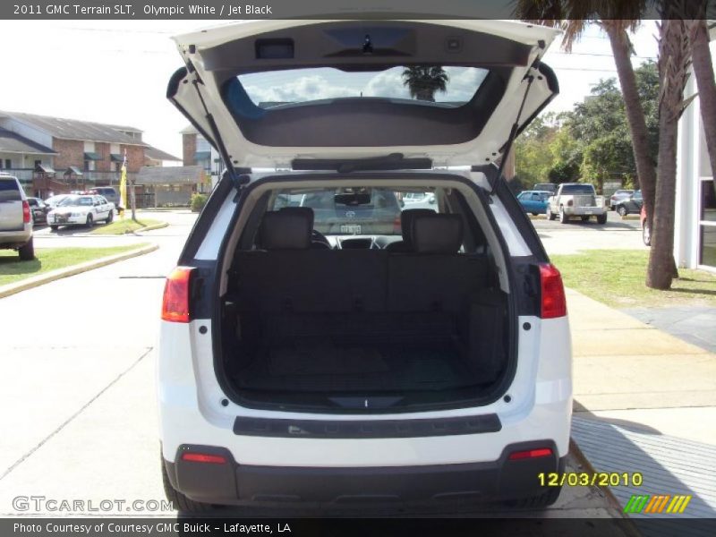 Olympic White / Jet Black 2011 GMC Terrain SLT