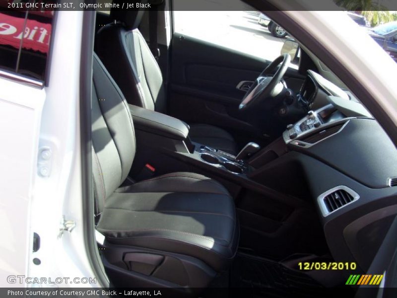 Olympic White / Jet Black 2011 GMC Terrain SLT