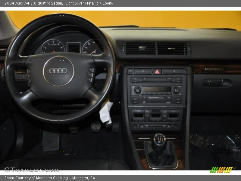 Dashboard of 2004 A4 3.0 quattro Sedan