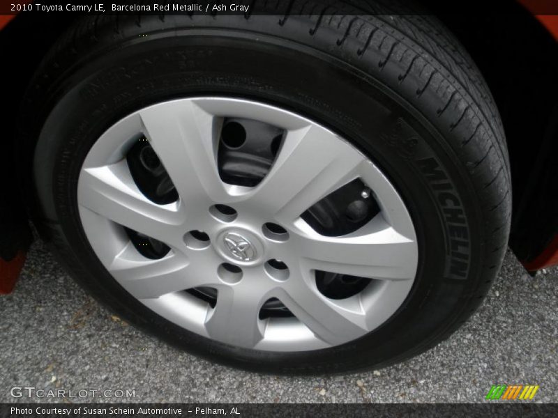 Barcelona Red Metallic / Ash Gray 2010 Toyota Camry LE