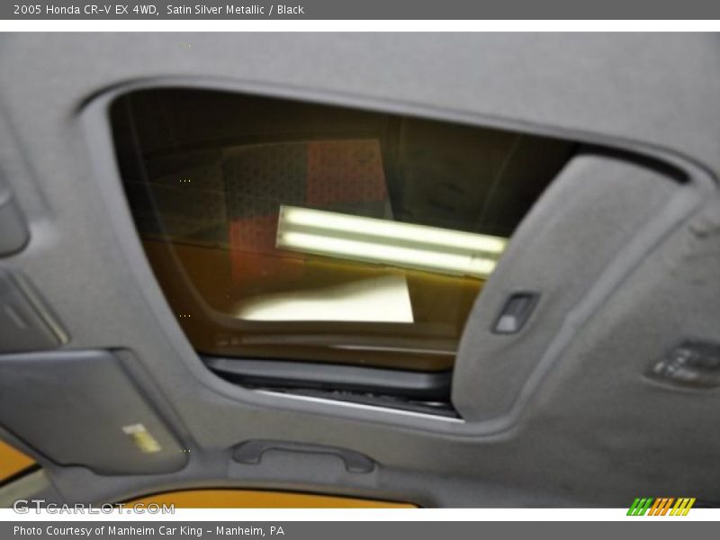 Satin Silver Metallic / Black 2005 Honda CR-V EX 4WD