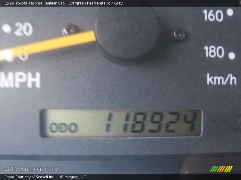 Evergreen Pearl Metallic / Gray 1998 Toyota Tacoma Regular Cab
