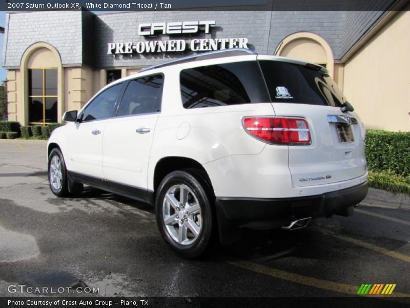 White Diamond Tricoat / Tan 2007 Saturn Outlook XR