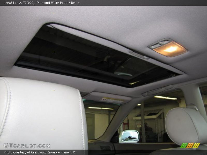 Diamond White Pearl / Beige 1998 Lexus ES 300