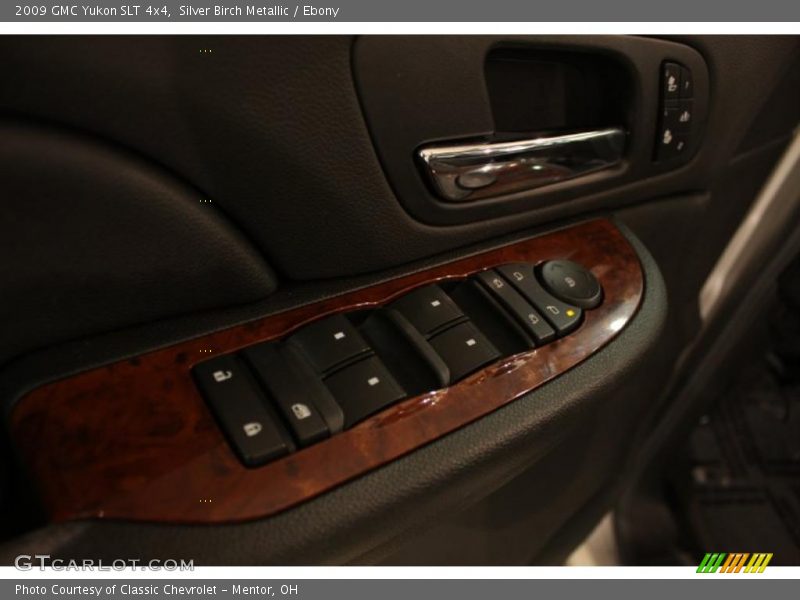 Silver Birch Metallic / Ebony 2009 GMC Yukon SLT 4x4