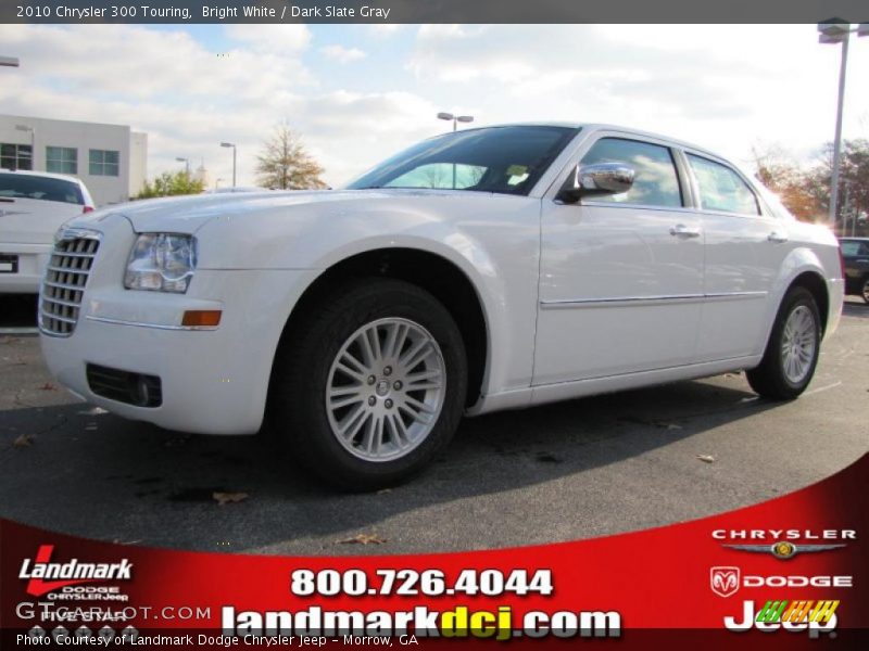 Bright White / Dark Slate Gray 2010 Chrysler 300 Touring