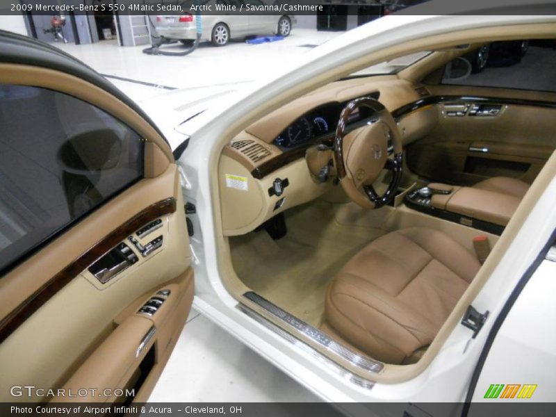 Arctic White / Savanna/Cashmere 2009 Mercedes-Benz S 550 4Matic Sedan