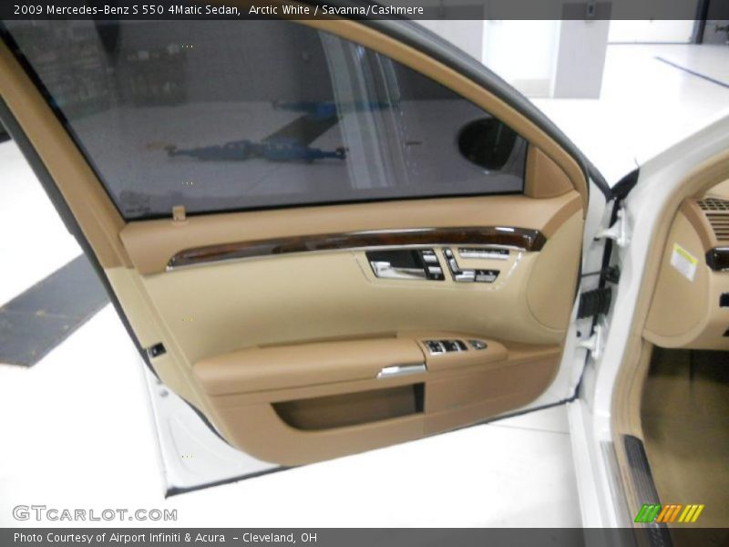 Arctic White / Savanna/Cashmere 2009 Mercedes-Benz S 550 4Matic Sedan
