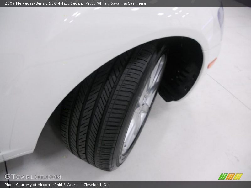 Arctic White / Savanna/Cashmere 2009 Mercedes-Benz S 550 4Matic Sedan