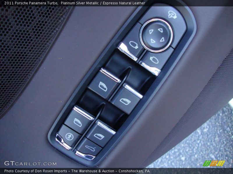 Controls of 2011 Panamera Turbo