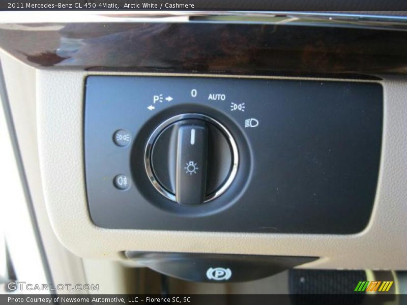 Arctic White / Cashmere 2011 Mercedes-Benz GL 450 4Matic